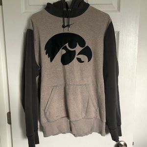 [ Nike ] Iowa Hawkeye Sweatshirt